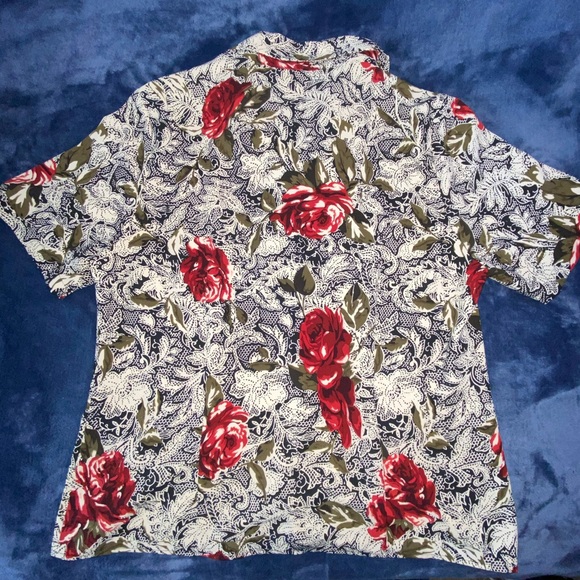 Red Rose and Lace Bottom Down Blouse - Picture 2 of 4